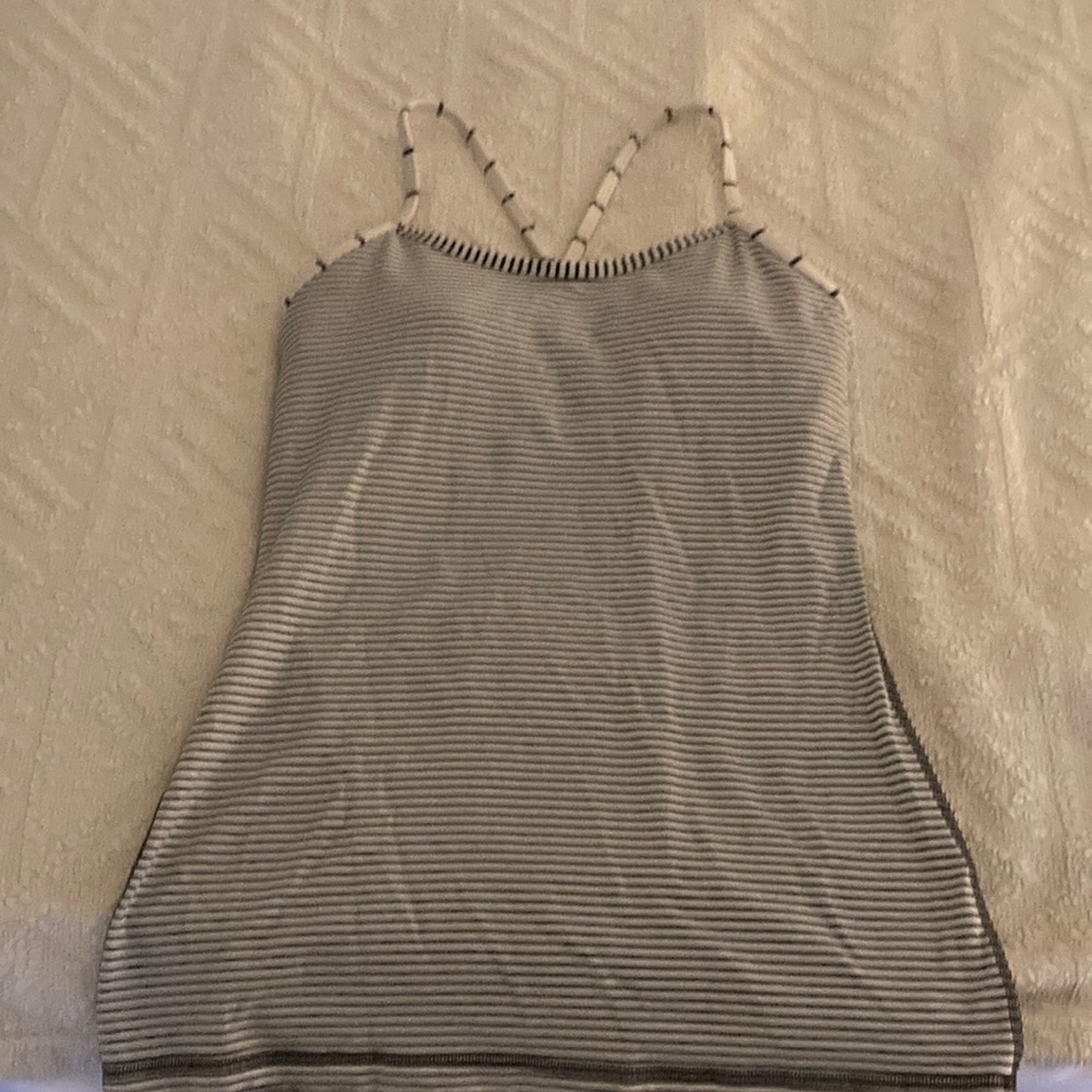 Lululemon Athletica Gray Fitted Camisole with Spaghetti Straps
